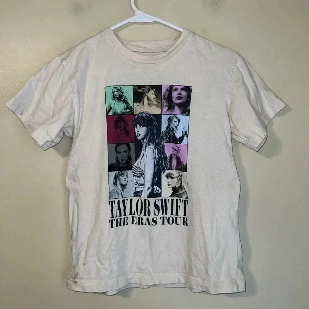 Taylor Swift the Eras Tour T-shirt Youth Medium
